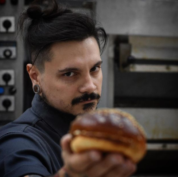 Lierson e seu hamburguer